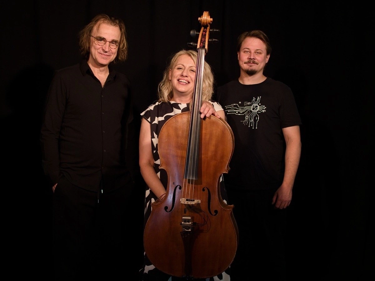 Dorota Barová Trio
